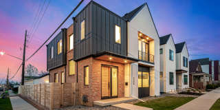 LUX 3BD, 4BA Sunnyside Home with Office and 2-Car Garage Gallery 30