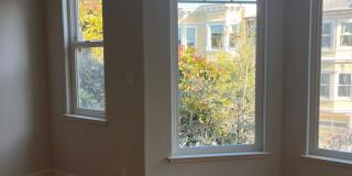 EPIC REA: Lovely 4 BR/3 BA 2 level Condo w/ Parking EPIC REA: Lovely 4 BR/3 BA 2 level Condo w/ Parking Gallery 1