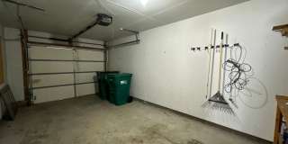 3 Bedroom 2 Bathroom Duplex available to rent in Farmington Gallery 17