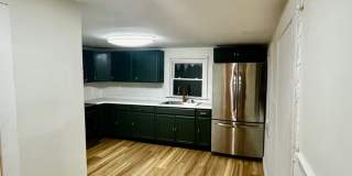 Charming 3BR House in Springfield Gallery 1