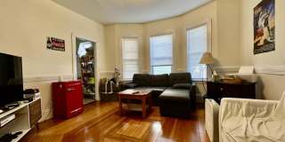 539 Washington Gallery 2