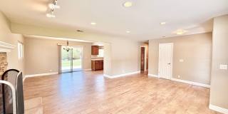 Lovely Single Story Home, Great Neighborhood, Amazing Yard Space, Close distance to Downtown Fallbrook! Gallery 6