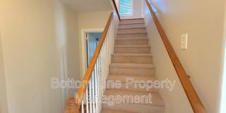 2417 Bay St. Gallery 17