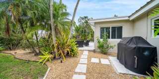 1733 Coral Gardens Drive Gallery 42