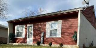 Quaint 3 bed 1 bath house with AC & everything you need in Xenia Gallery 1