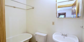 225 Place Apartments Gallery 11