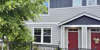 Modern 3BR/2.5BA Townhome in Cornelius – Bonus Loft, 2-Car Garage & Move-In Ready! Gallery 1