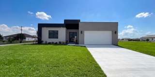 4402 Northwest 34th Terraceclientes@realtymiamigroup.com Gallery 24