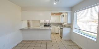 MORE SPACE. MORE CONVENIENCE. A GREAT CENTRAL MOORE LOCATION. Gallery 11