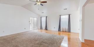 NORTH WEST 3/BD 2/BA 2/CG House Gallery 5