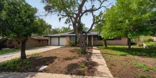 Beautifully refreshed 3-bedroom, 2-bath ranch-style home, located in the sought-after Colonies North community Gallery 1