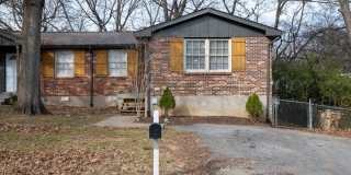 561 Singer Drive - B Gallery 4