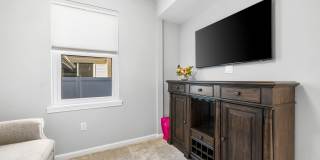 12 S Jerome Ave Gallery 17