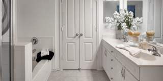 Greenwich Place Apartments Gallery 16