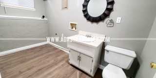 Very Nice & Spacious Duplex in North Olathe-Available NOW!! Gallery 7