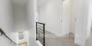 627 SW C Street Gallery 11