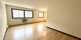 424 Elgin Avenue Gallery 6