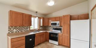 Spacious Ranch Home with 3-Car Garage, Finished Basement & Fenced Yard! Gallery 12