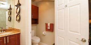 ** THE VINEYARDS SEASONAL ** 2 BED PLUS A DEN\2 BATH 2ND FLOOR COACH HOME READY FOR YOU ** VACATION READY HOME ** Gallery 54