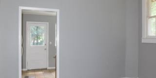 Huge Yard & Duck Pond Charm! Gallery 9