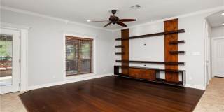 109 Palm Valley Circle Gallery 7