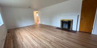 3bd/1.5ba with yard and garage next to Shoreline Light Rail station! Gallery 11