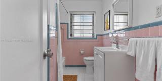 260 NE 45th St Gallery 26