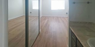 View of Renton Valley 2b/1.5ba Condo ***COMING SOON*** Gallery 17