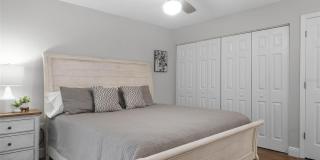 524 SUN VALLEY VILLAGE Gallery 12