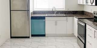 5040 A St #7 San Diego, CA 92102 Gallery 1