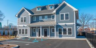 843 Lake Boulevard Gallery 1