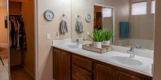 Available 10/1/26 - Furnished 3 bed, 2 Bath Home For Rent Gallery 19