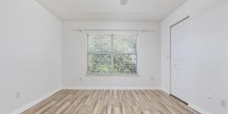 206 16th Street Gallery 23