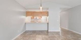 8416 N Lagoon Drive Gallery 4