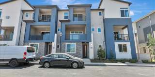 640 SONIA Gallery 1