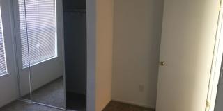 Riverglen Apartments Gallery 25