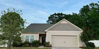 Like New Ranch w/ Two Car Garage- Sizzle! Gallery 1