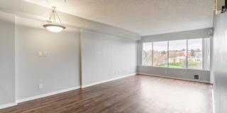 Luxe at Meridian Gallery 8