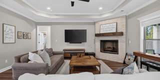 Fabulous Home in Miller's Glenn Gallery 5
