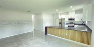 1111 GUNBY AVE S Gallery 4
