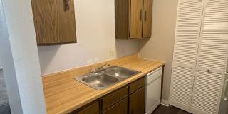 River Walk Apartments Gallery 123