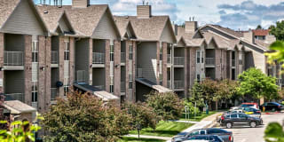 Whispering Hills Apartments Gallery 18