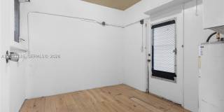 3061 NE 4th Ave Gallery 12