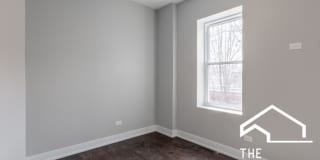 3135 North Oakley Gallery 10