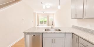 New Construction Downtown Asheville Townhouse! Gallery 7