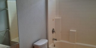 4 bedroom/2 bath Home available in Bullhead City in Desirable El Camino Village. Gallery 15