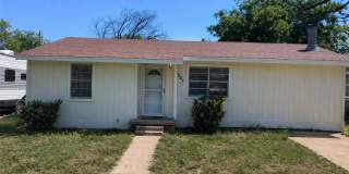 Charming Newly Remodeled 3 bedroom, 2 bath home COMING SOON! Gallery 9