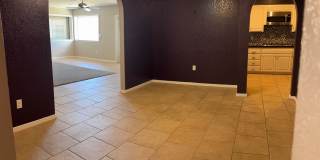 One level Boulder City lakeside & pool Gallery 14