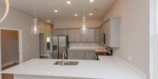 Modern 4 Bedroom Home in Red Bank Gallery 4
