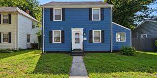Renovated 3 Bedroom Single-Family Home! Renovated 3 Bedroom Single-Family Home! Gallery 1